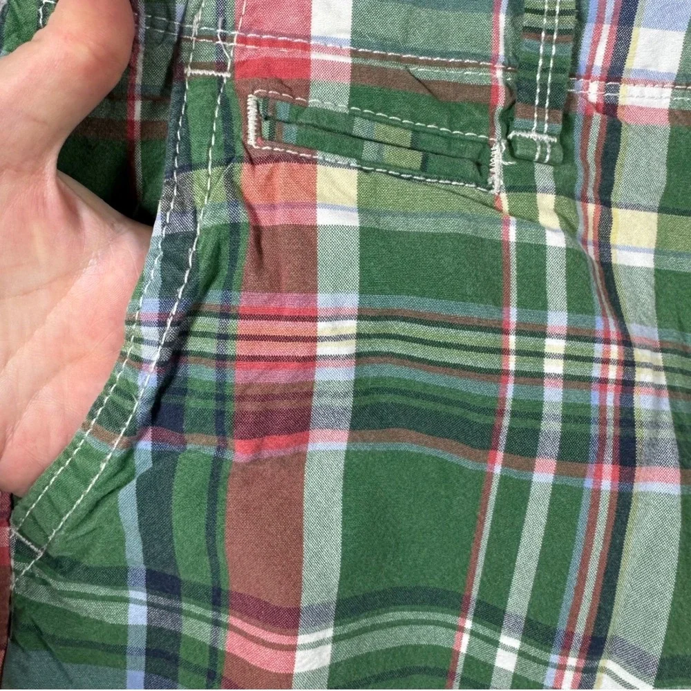 American Eagle Outfitters Plaid Shorts Classic Length Green Cotton Chino Mens 28